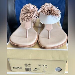 MICHAEL Michael Kors Lolita Thong Leather Pom PomSandals 40R8LTFA1L color Oyster